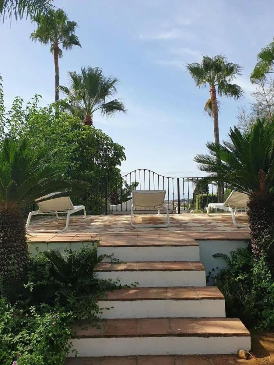 Apartamento de 3 habitaciones en Marbella en venta con piscina garaje - 890.000 € (Ref: 10123700)