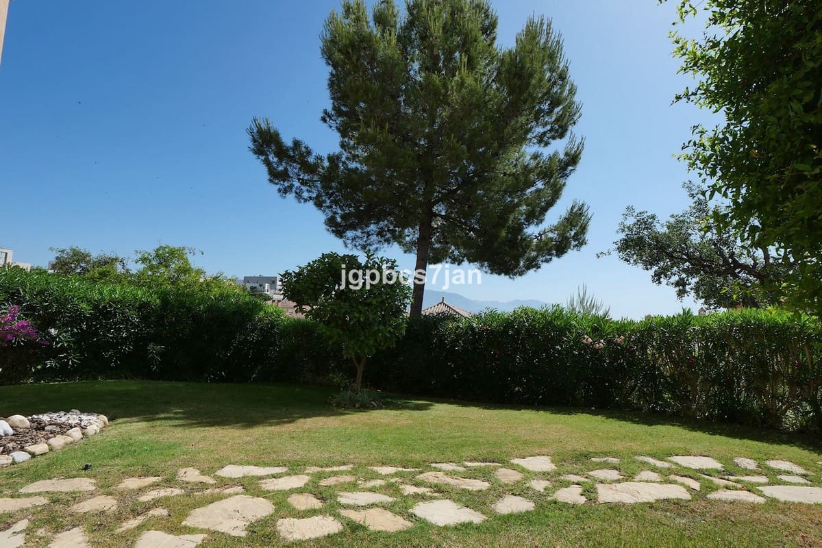 2 sovrum Lägenhet till salu i Marbella med pool garage - 385 000 € (Ref: 10123727)