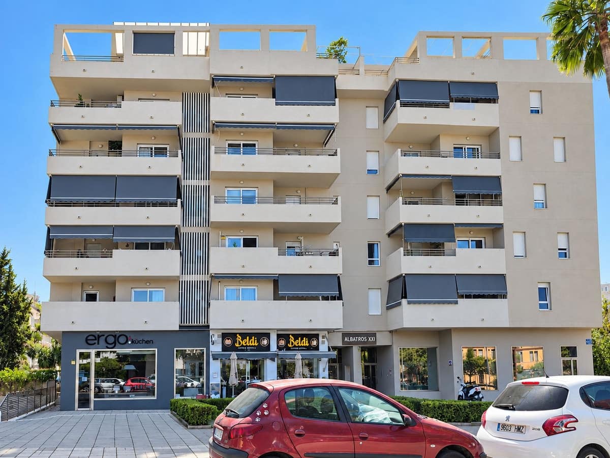 3 sovrum Lägenhet till salu i Nueva Andalucia med garage - 375 000 € (Ref: 10123758)