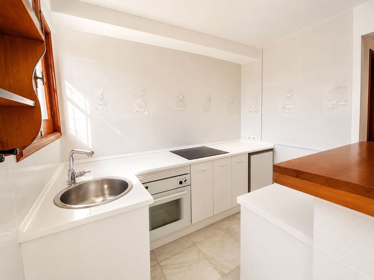 4 Zimmer Villa zu verkaufen in Rio Real mit Pool Garage - 2.150.000 € (Ref: 10123773)