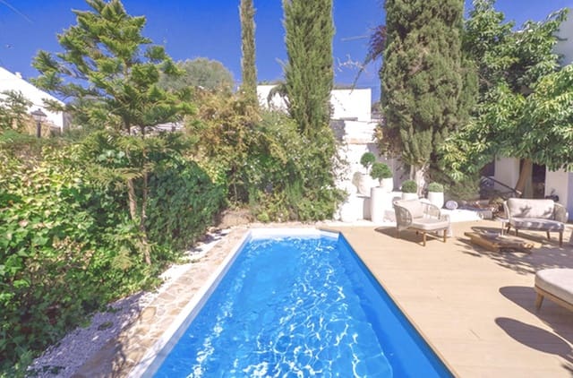 4 chambre Villa/Maison à vendre à Los Pacos, Fuengirola avec piscine - 795 000 € (Ref: 10123776)
