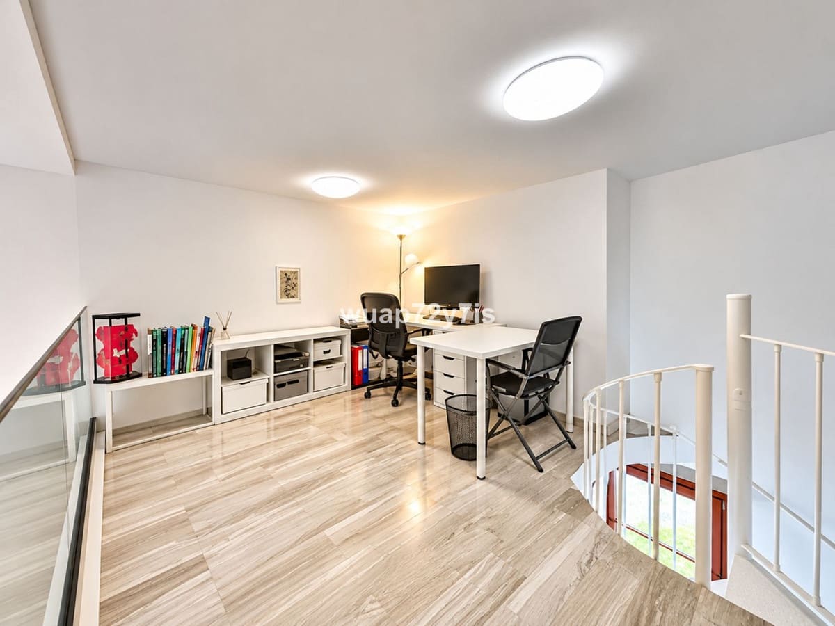 2 soveværelse Lejlighed til salg i Benahavis med swimmingpool garage - € 495.000 (Ref: 10123850)