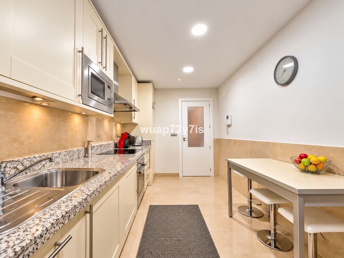 2 soveværelse Lejlighed til salg i Benahavis med swimmingpool garage - € 495.000 (Ref: 10123850)