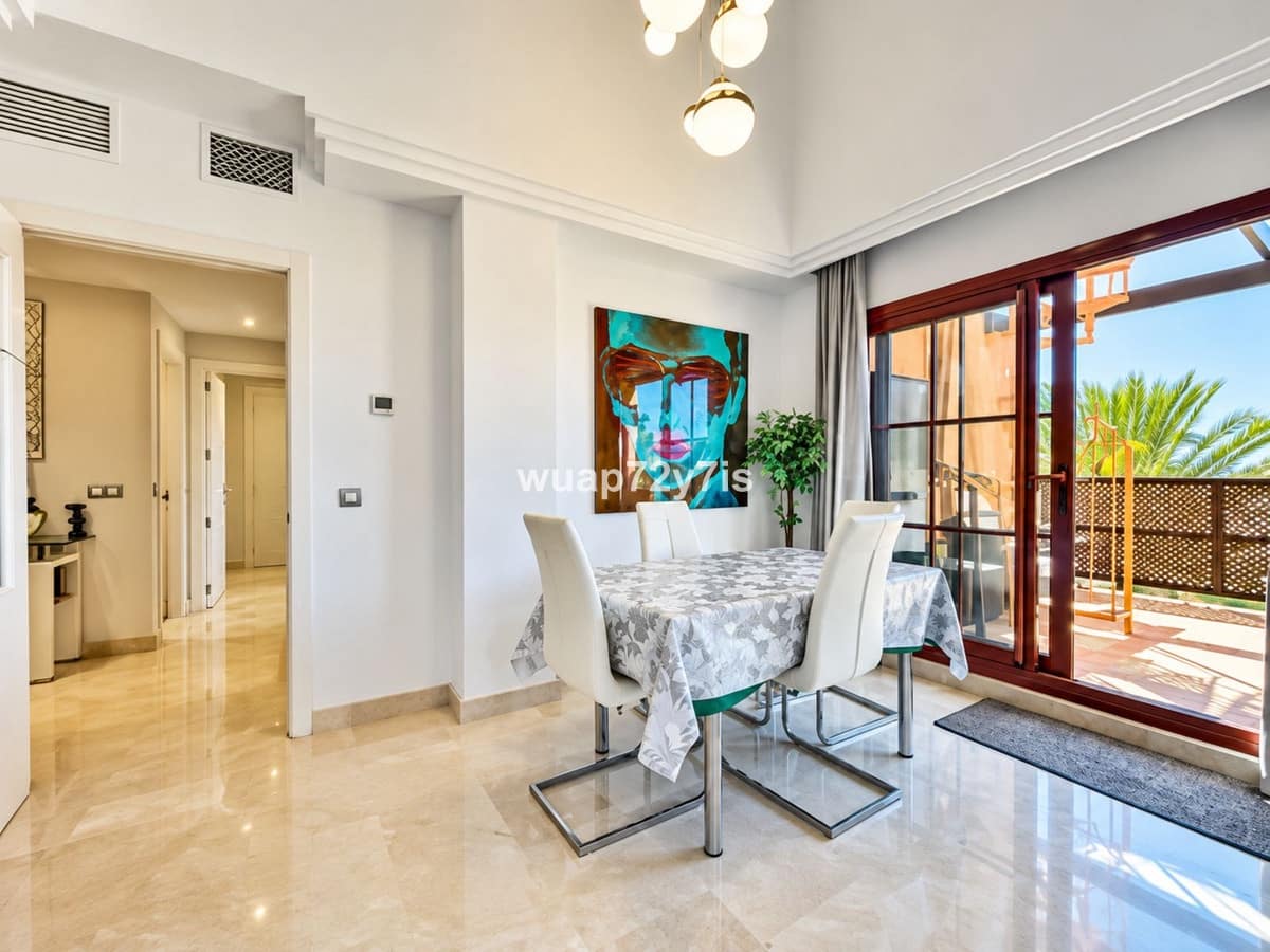 2 soveværelse Lejlighed til salg i Benahavis med swimmingpool garage - € 495.000 (Ref: 10123850)