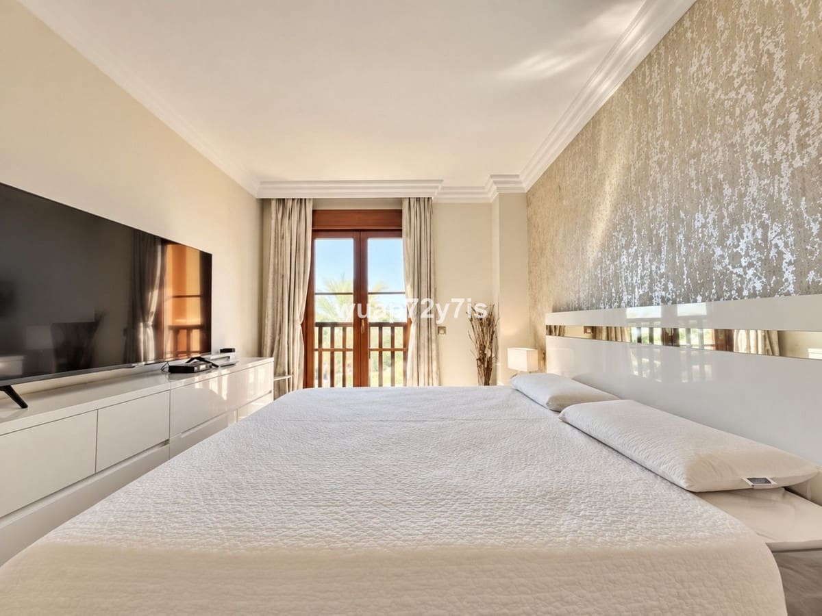 2 soveværelse Lejlighed til salg i Benahavis med swimmingpool garage - € 495.000 (Ref: 10123850)