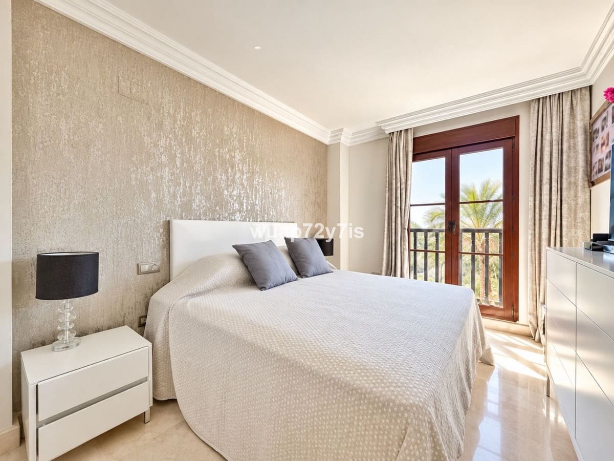 2 soveværelse Lejlighed til salg i Benahavis med swimmingpool garage - € 495.000 (Ref: 10123850)