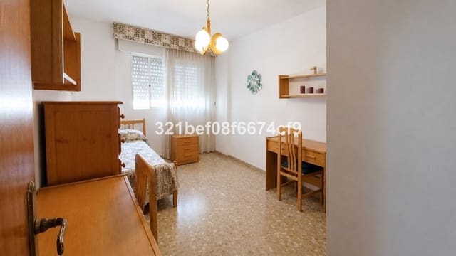 Apartamento de 4 habitaciones en Nueva Malaga, Málaga ciudad en venta - 387.000 € (Ref: 10123854)