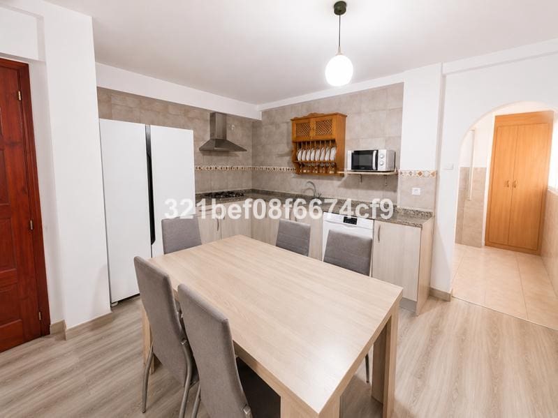 3 sypialnia Apartament na sprzedaż w Estepona - 275 900 € (Ref: 10123859)
