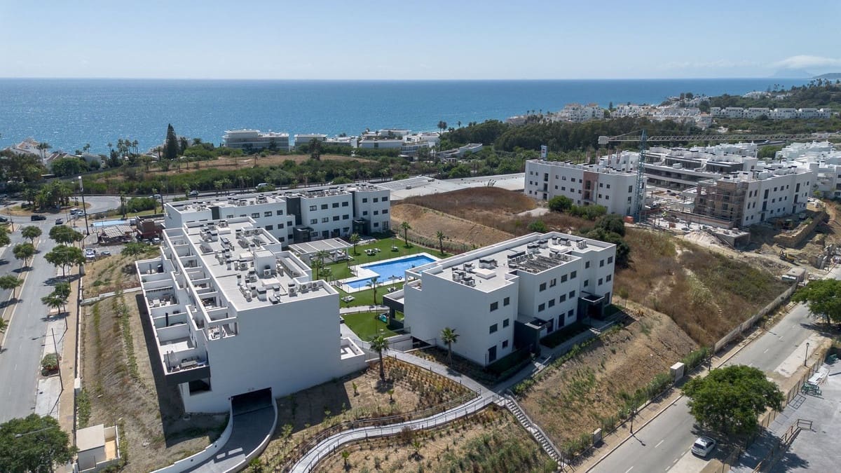3 soveværelse Lejlighed til salg i Bahia Dorada med garage - € 740.000 (Ref: 10123939)