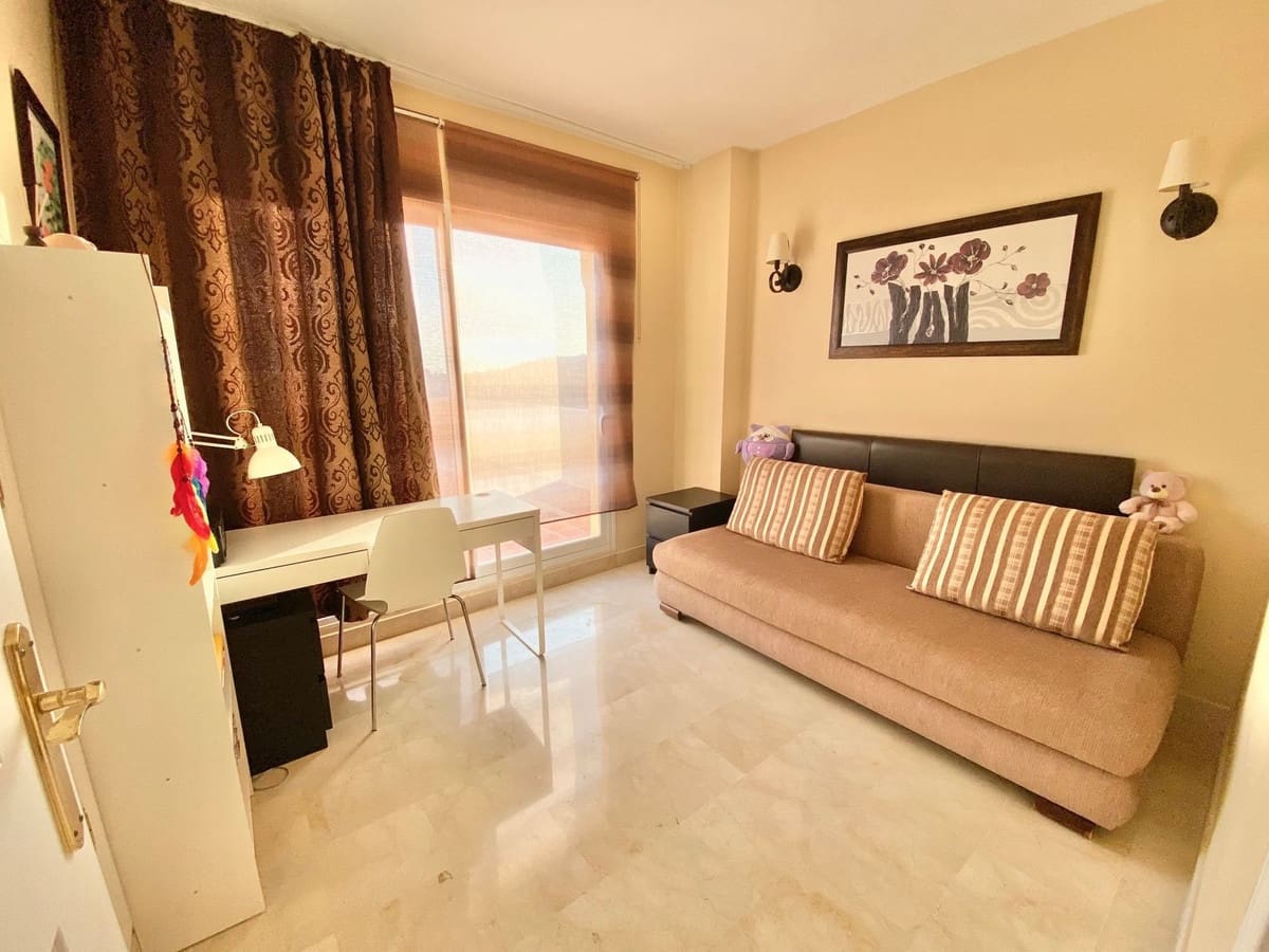 3 sovrum Lägenhet till salu i Marbella med pool garage - 615 000 € (Ref: 10123997)