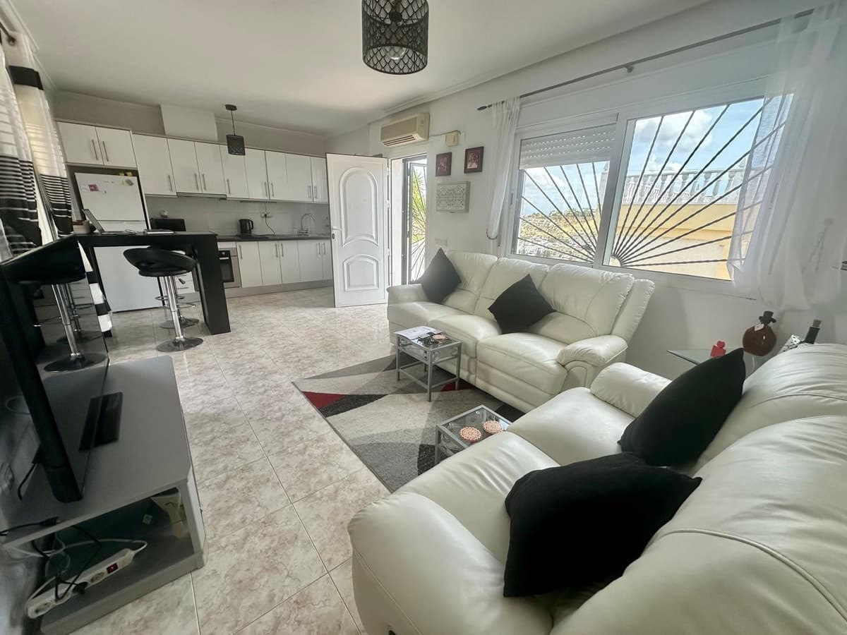 2 soveværelse Villa til salg i Rojales med swimmingpool - € 215.000 (Ref: 10124004)