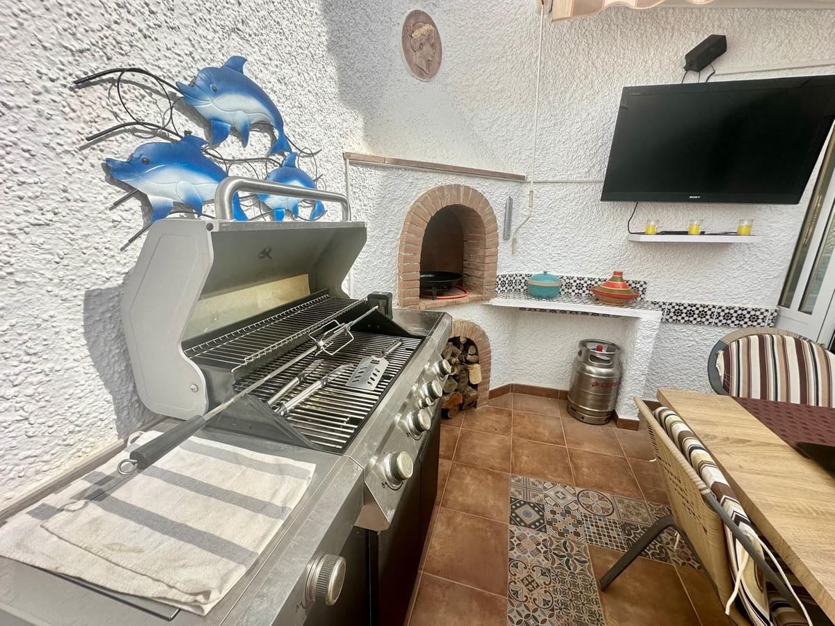 2 soveværelse Villa til salg i Rojales med swimmingpool - € 215.000 (Ref: 10124004)