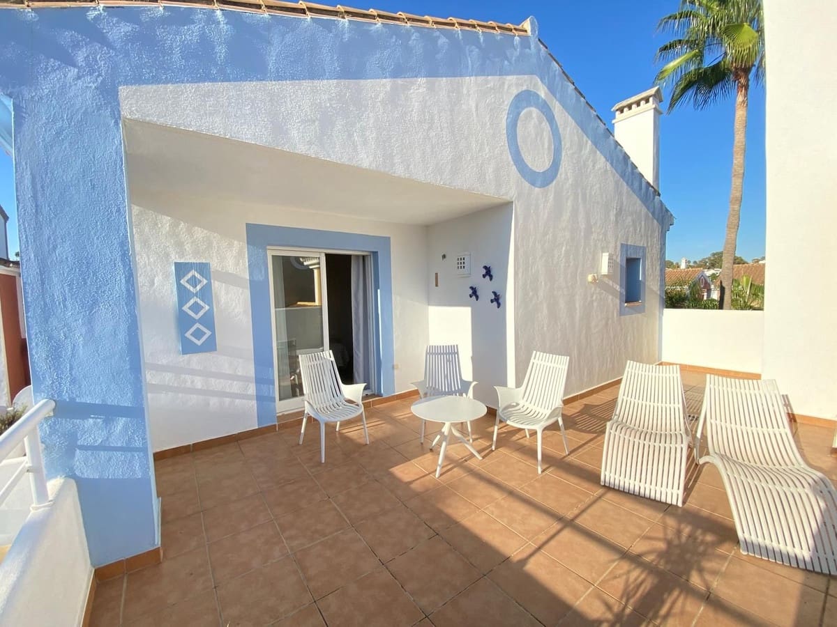 3 bedroom Apartment for sale in El Paraiso with pool garage - € 470,000 (Ref: 10124007)