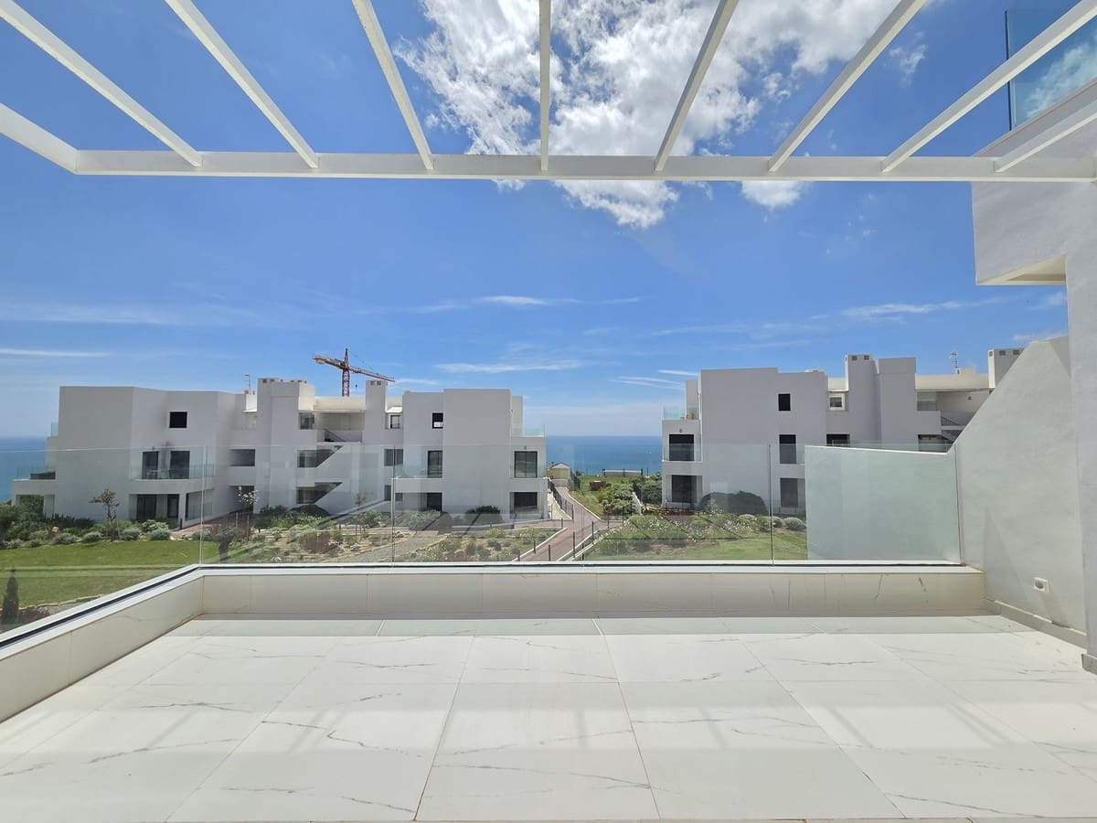 3 quarto Apartamento para venda em Casares com piscina garagem - 575 000 € (Ref: 10124024)