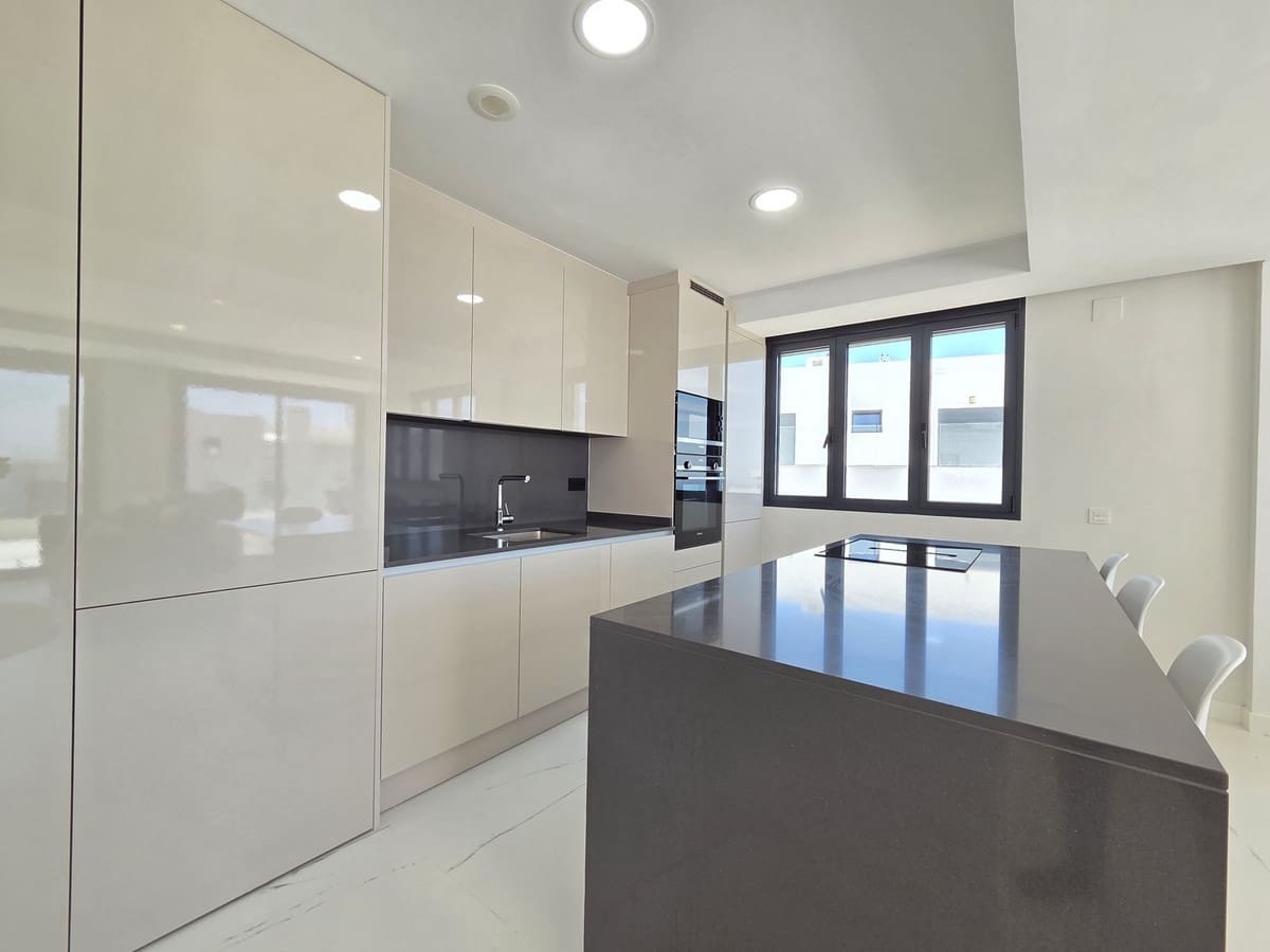3 quarto Apartamento para venda em Casares com piscina garagem - 575 000 € (Ref: 10124024)