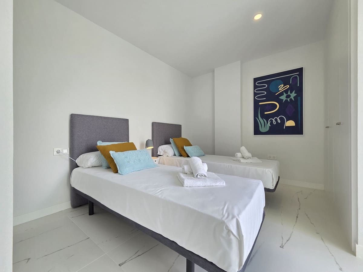 3 quarto Apartamento para venda em Casares com piscina garagem - 575 000 € (Ref: 10124024)