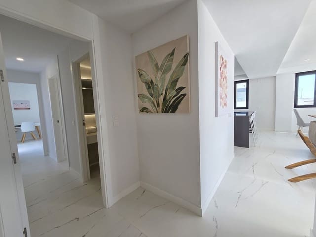 3 quarto Apartamento para venda em Bahia de Casares, Casares com piscina garagem - 575 000 € (Ref: 10124024)