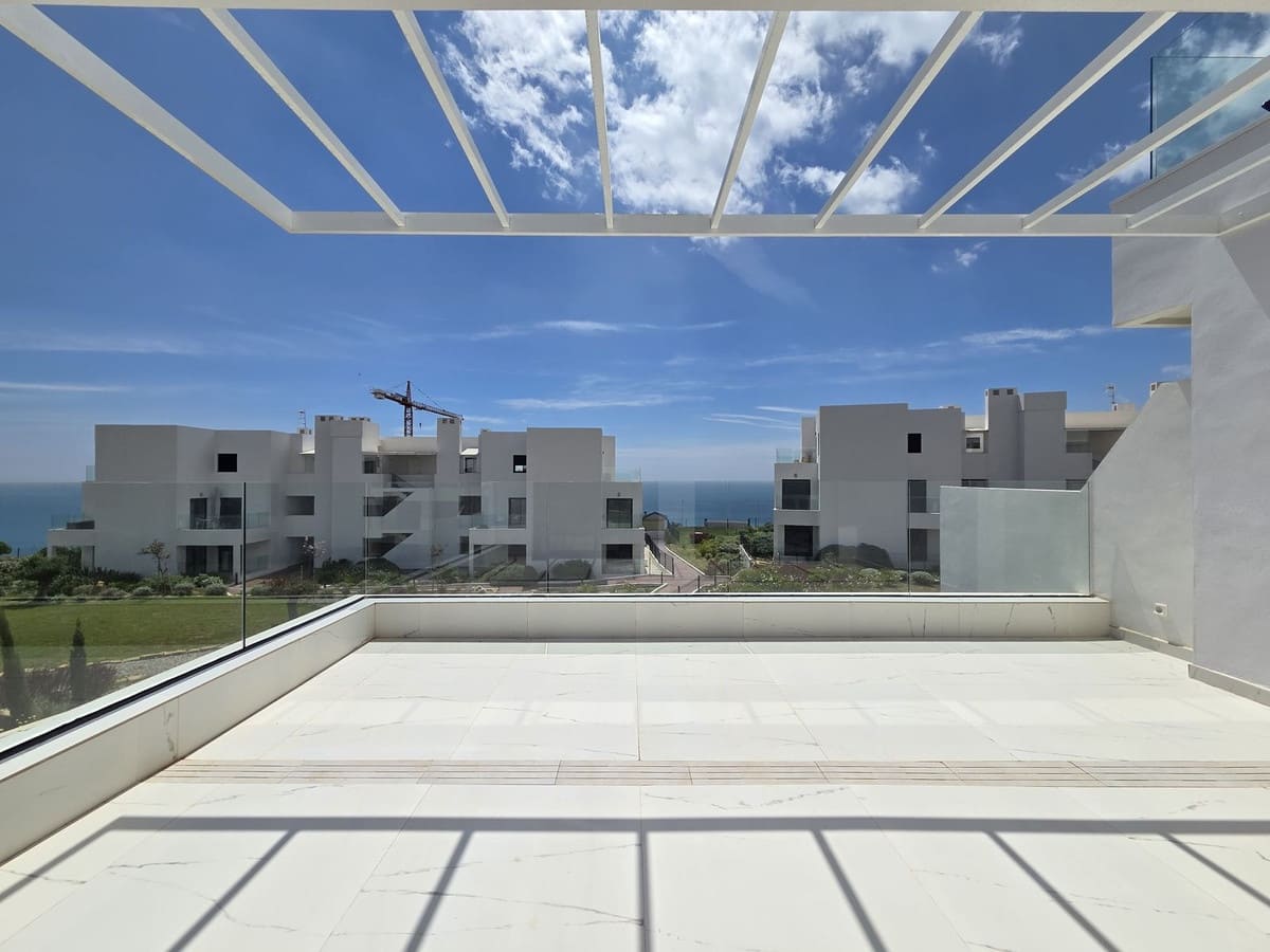 3 quarto Apartamento para venda em Casares com piscina garagem - 575 000 € (Ref: 10124024)