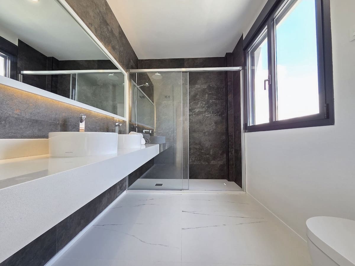 3 quarto Apartamento para venda em Casares com piscina garagem - 575 000 € (Ref: 10124024)