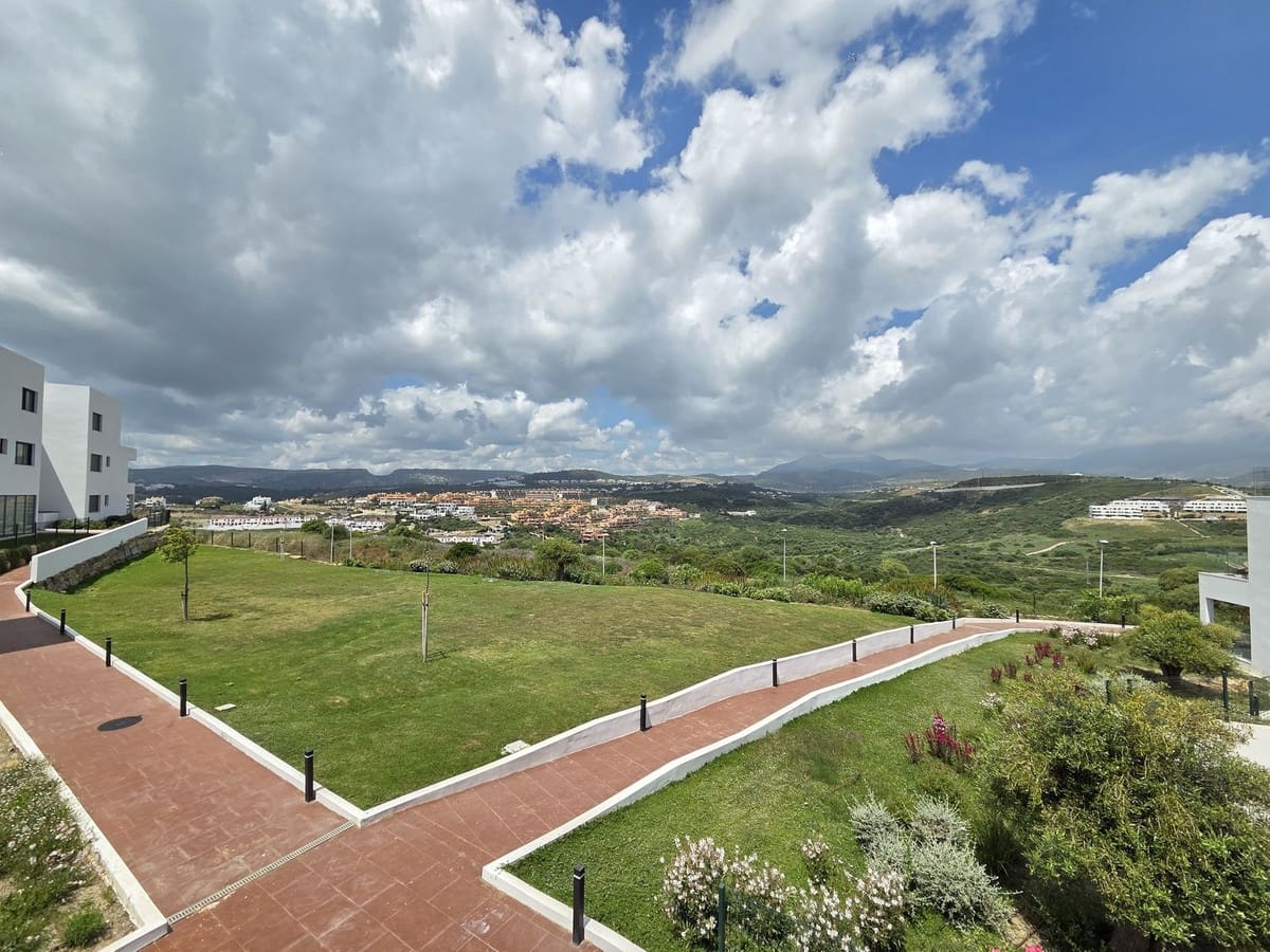 3 quarto Apartamento para venda em Casares com piscina garagem - 575 000 € (Ref: 10124024)