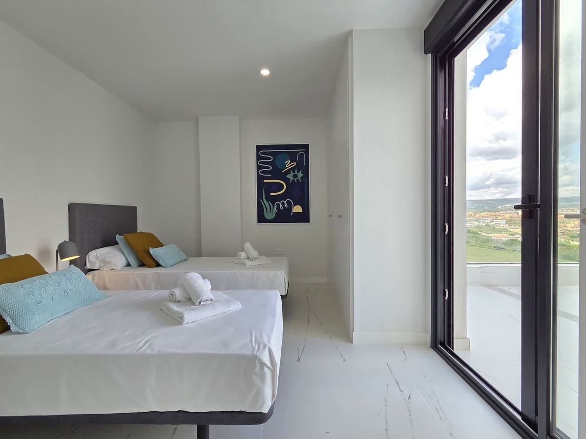 3 quarto Apartamento para venda em Casares com piscina garagem - 575 000 € (Ref: 10124024)