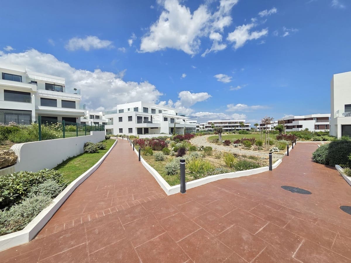 3 quarto Apartamento para venda em Casares com piscina garagem - 575 000 € (Ref: 10124024)