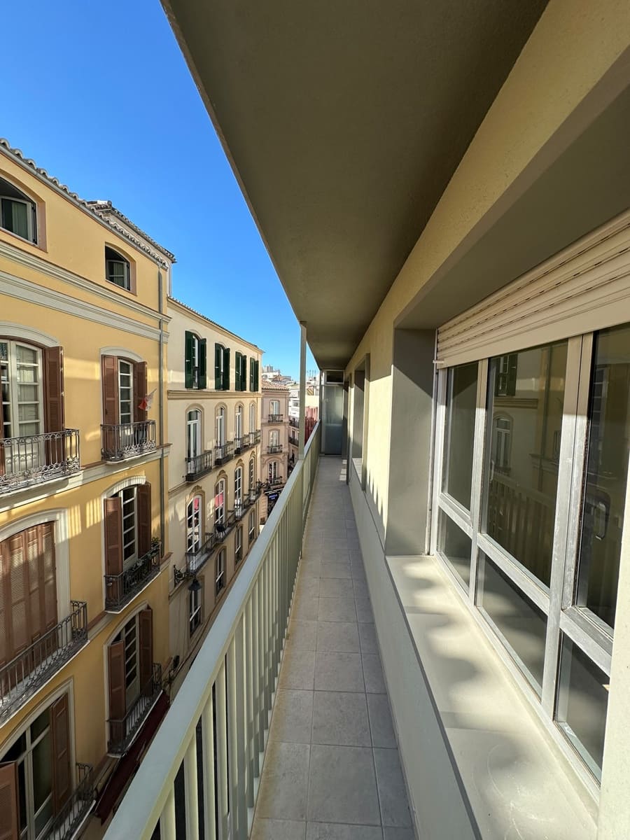 4 sypialnia Apartament na sprzedaż w Miasto Malaga - 750 000 € (Ref: 10124133)