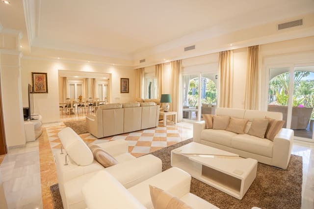 6 quarto Moradia para venda em Paraiso - Barronal, Estepona com piscina garagem - 4 600 000 € (Ref: 10124230)