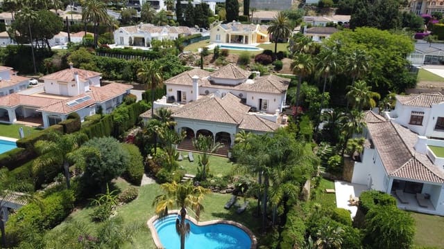 6 quarto Moradia para venda em Paraiso - Barronal, Estepona com piscina garagem - 4 600 000 € (Ref: 10124230)
