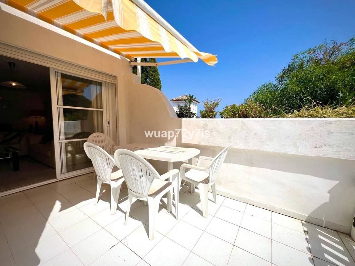 2 Zimmer Haus zu verkaufen in El Paraiso mit Pool Garage - 395.000 € (Ref: 10124242)