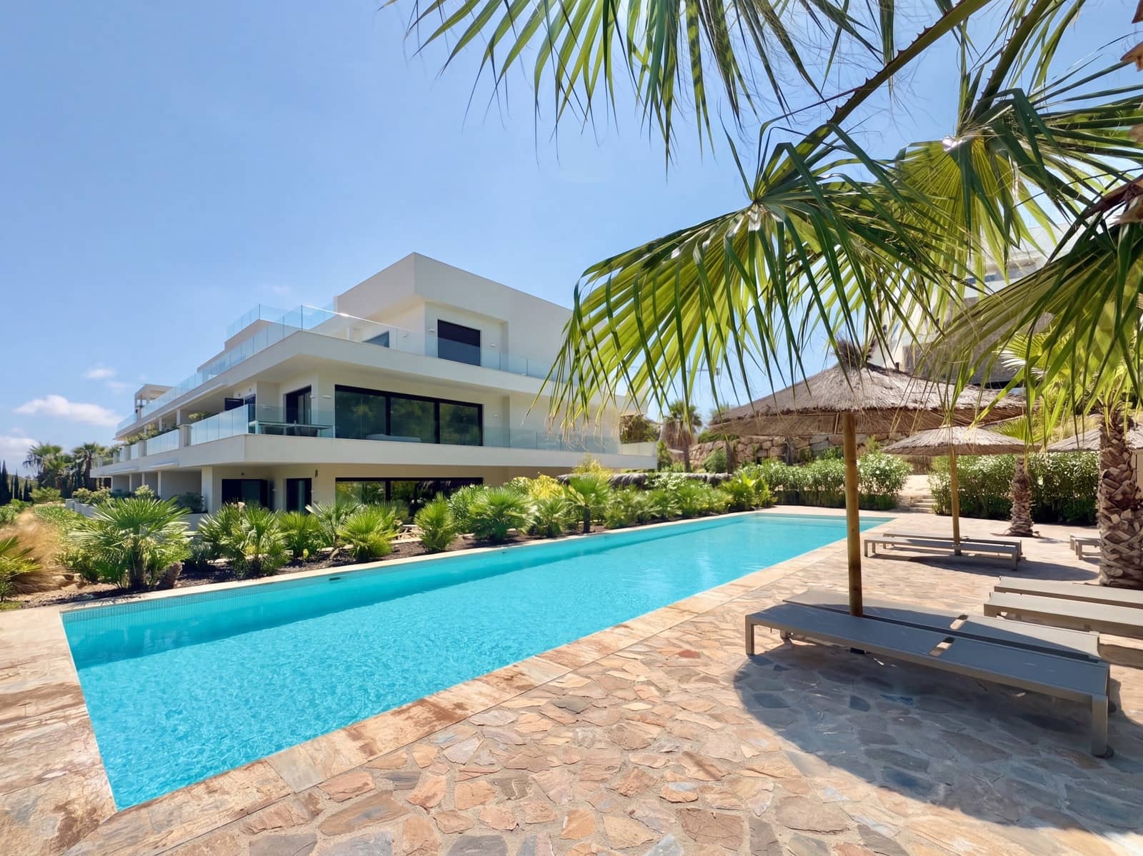 3 camera da letto Appartamento in vendita in Las Colinas Golf con piscina garage - 819.000 € (Rif: 10125277)