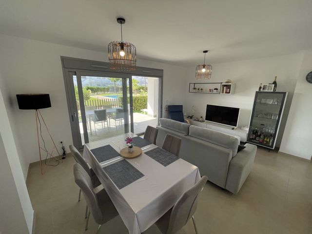2 soveværelse Lejlighed til salg i Vistabella, Orihuela med swimmingpool garage - € 259.950 (Ref: 10125312)