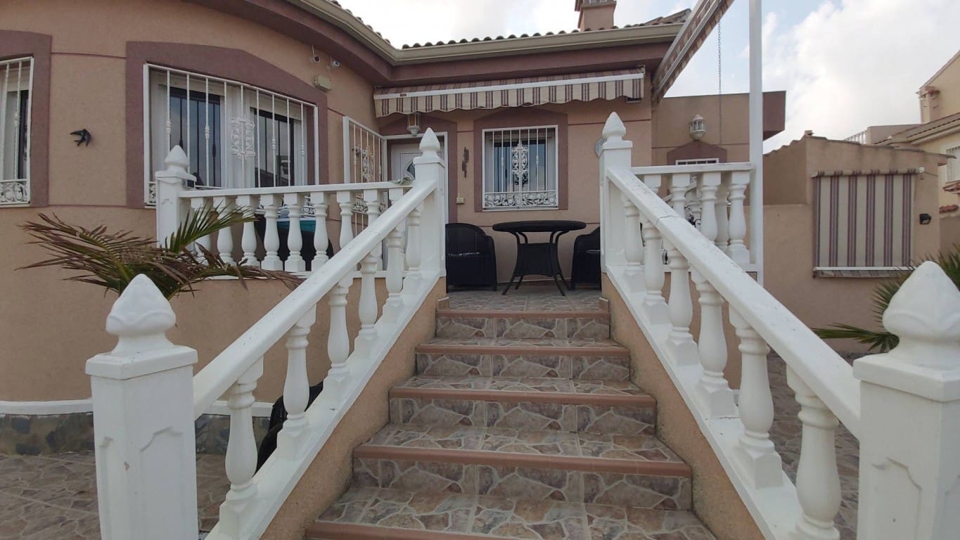 2 quarto Moradia para venda em Benijofar com piscina garagem - 299 000 € (Ref: 10125406)