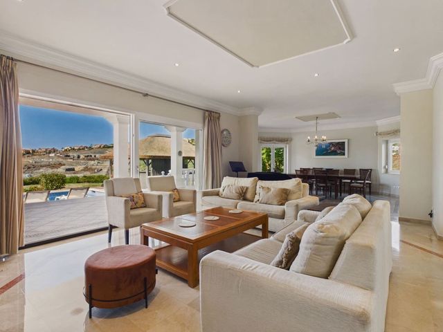 6 chambre Villa/Maison à vendre à El Paraíso, Benahavís avec piscine garage - 2 950 000 € (Ref: 10125445)