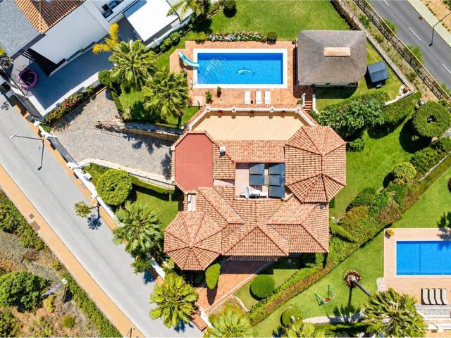 6 chambre Villa/Maison à vendre à El Paraíso, Benahavís avec piscine garage - 2 950 000 € (Ref: 10125445)