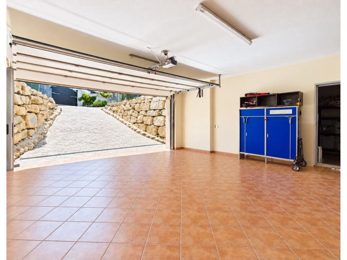 6 chambre Villa/Maison à vendre à Benahavis avec piscine garage - 2 950 000 € (Ref: 10125445)