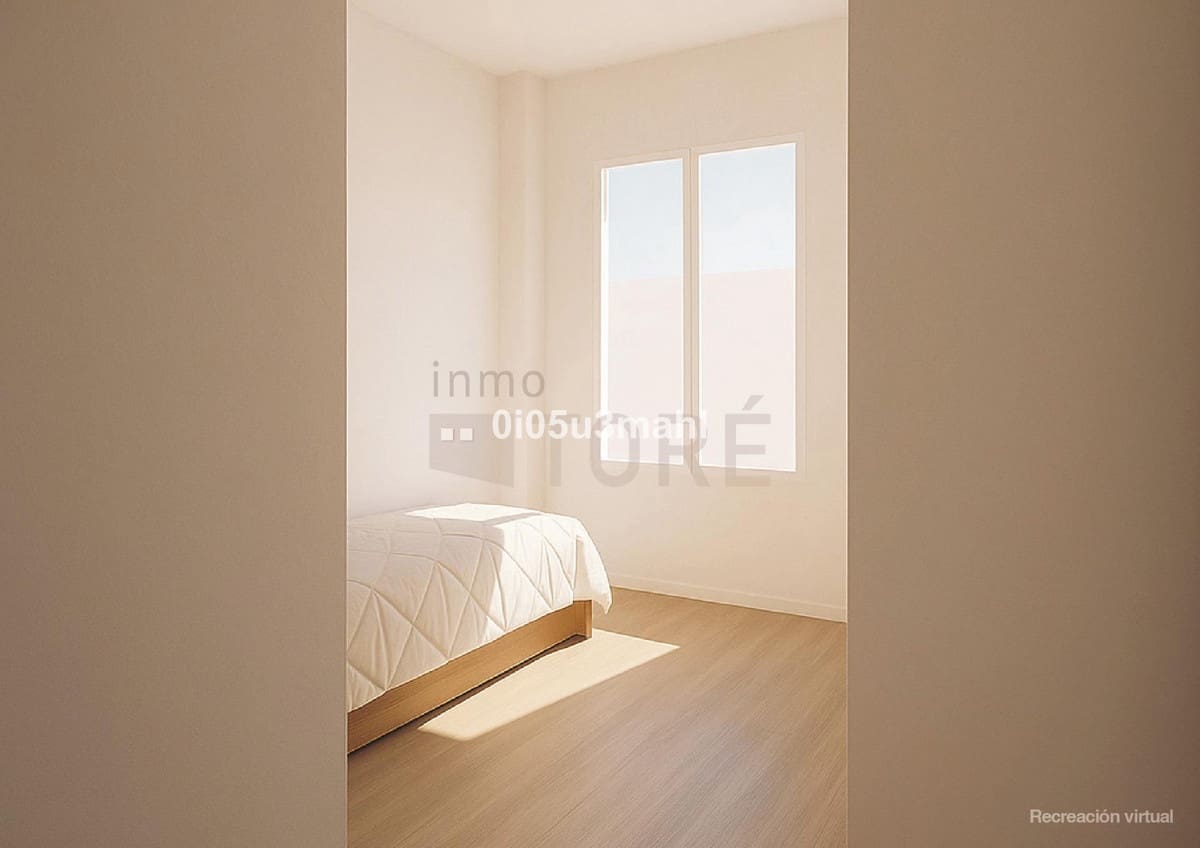 2 soveværelse Lejlighed til salg i Malaga by - € 349.000 (Ref: 10125453)