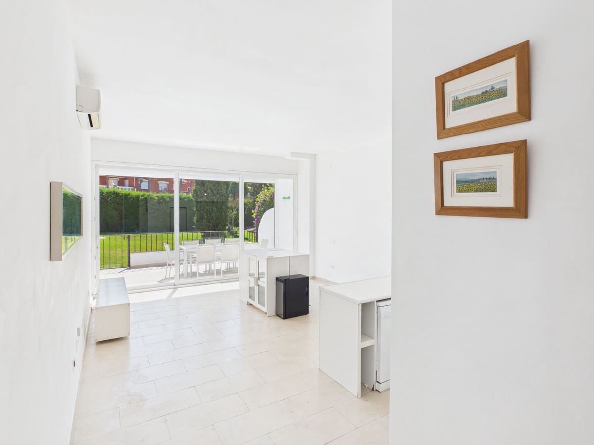 1 camera da letto Appartamento in vendita in Atalaya-Isdabe con piscina garage - 295.000 € (Rif: 10125461)