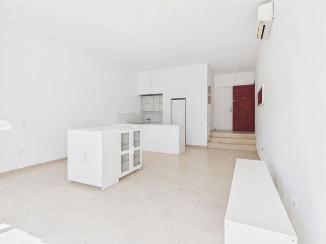 1 camera da letto Appartamento in vendita in Atalaya-Isdabe, Estepona con piscina garage - 295.000 € (Rif: 10125461)