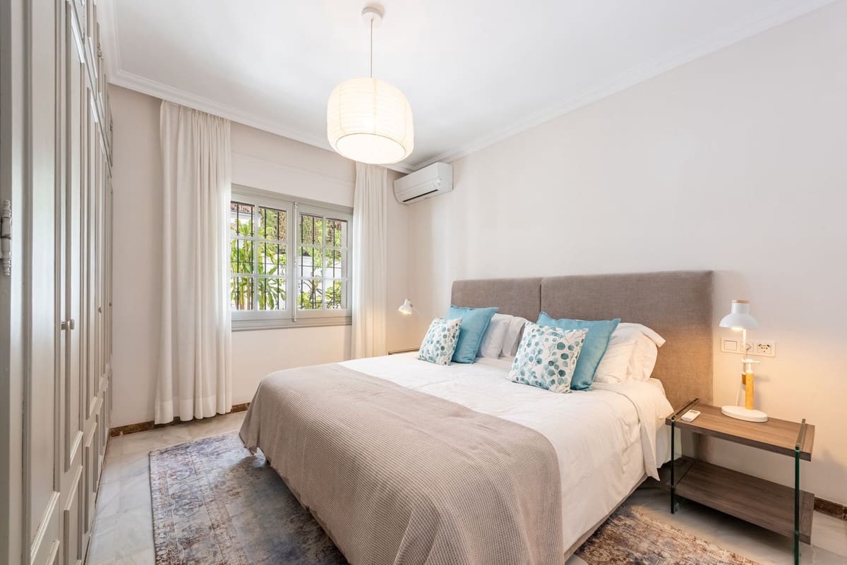 4 soverom Villa til salgs i Marbella med svømmebasseng garasje - € 2 495 000 (Ref: 10125462)
