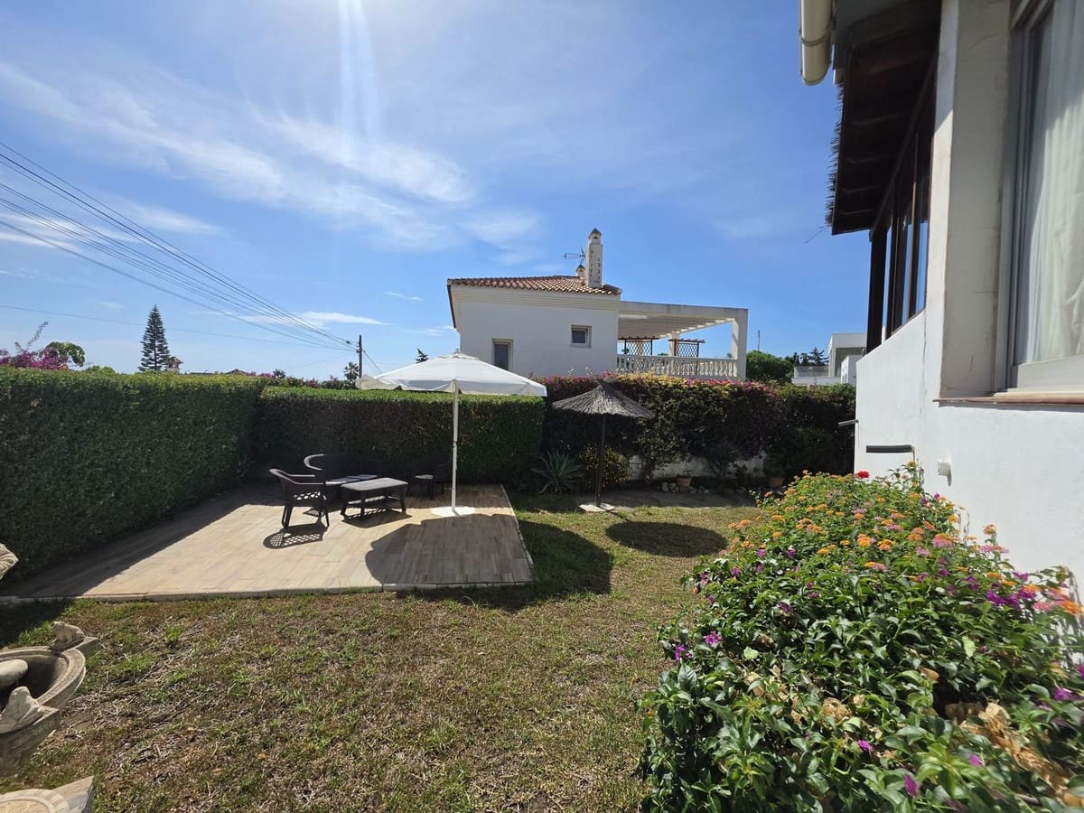 2 soveværelse Villa til salg i Buenas Noches med swimmingpool garage - € 475.000 (Ref: 10125465)