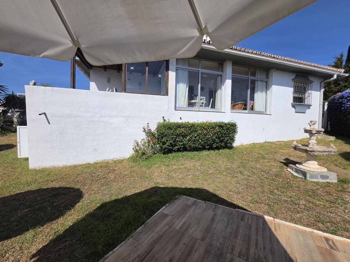 2 soveværelse Villa til salg i Buenas Noches med swimmingpool garage - € 475.000 (Ref: 10125465)