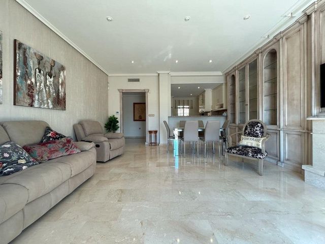 3 quarto Apartamento para venda em Campoamor, Orihuela com piscina garagem - 545 000 € (Ref: 10125479)
