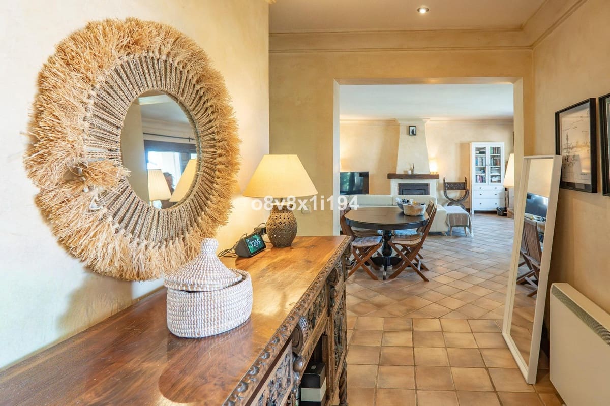 2 makuuhuone Huvila myytävänä paikassa Marbella mukana 
autotalli - 2 150 000 € (Ref: 10125519)