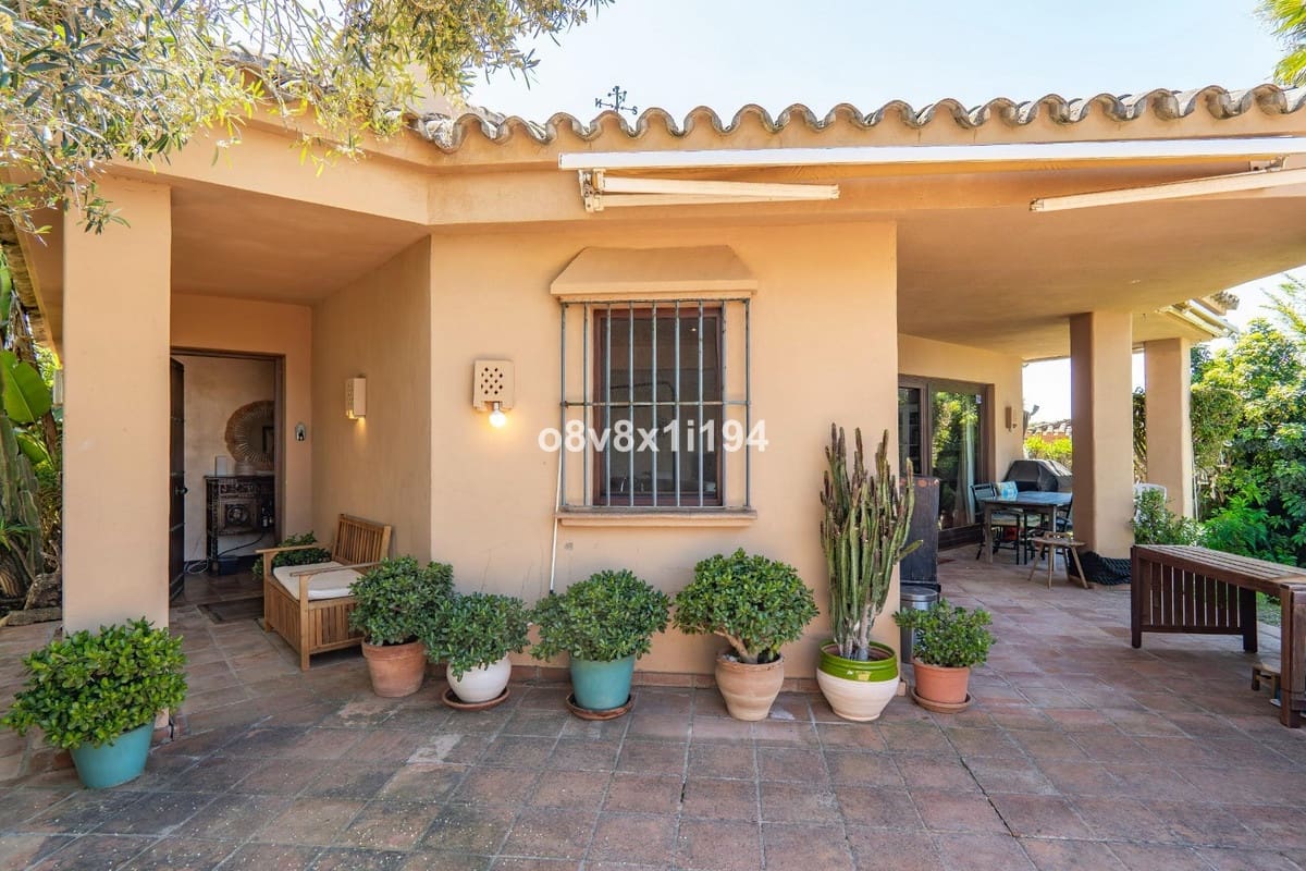 2 makuuhuone Huvila myytävänä paikassa Marbella mukana 
autotalli - 2 150 000 € (Ref: 10125519)