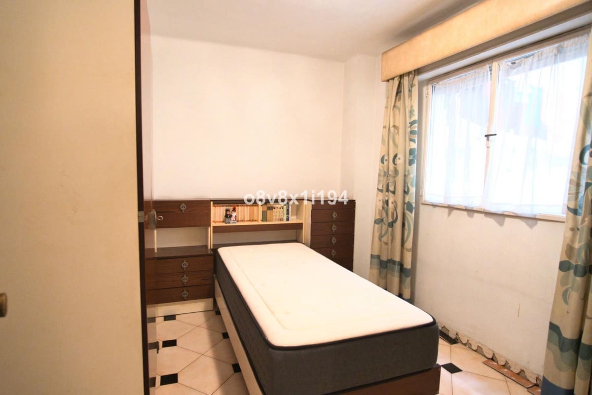 3 slaapkamer Appartement te koop in Malaga stad - € 299.000 (Ref: 10125523)