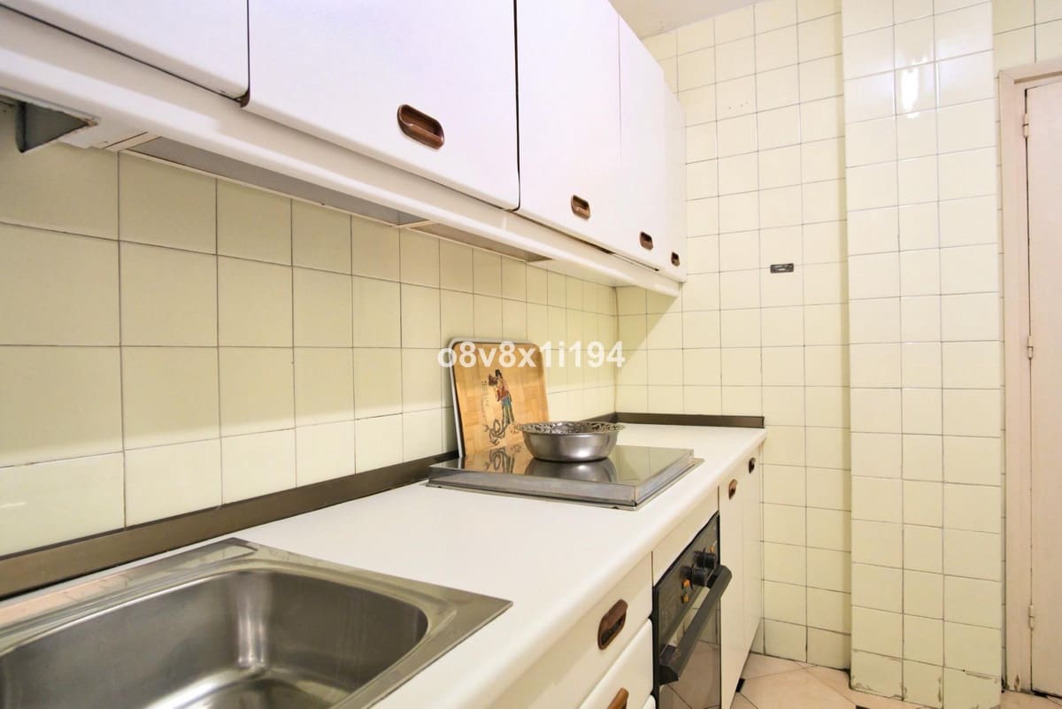 3 slaapkamer Appartement te koop in Malaga stad - € 299.000 (Ref: 10125523)