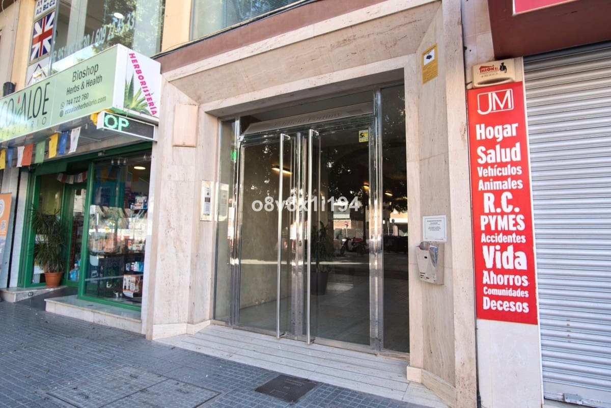 3 slaapkamer Appartement te koop in Malaga stad - € 299.000 (Ref: 10125523)