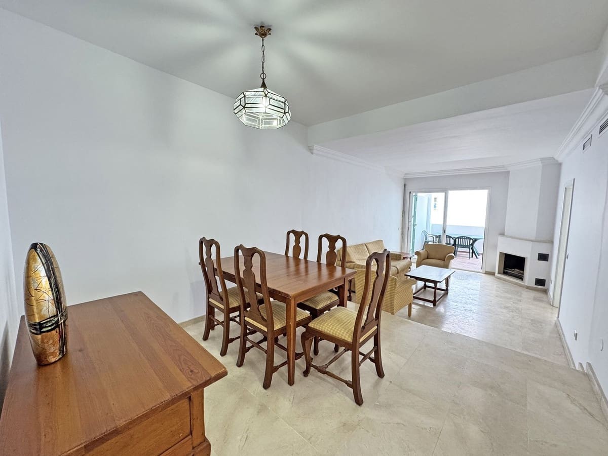 2 sovrum Lägenhet till salu i Marbella med pool garage - 349 000 € (Ref: 10125533)