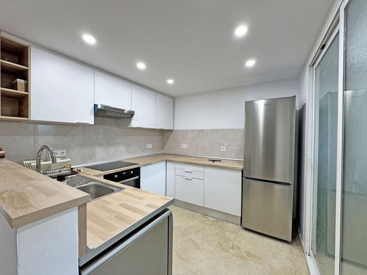 2 sovrum Lägenhet till salu i Marbella med pool garage - 349 000 € (Ref: 10125533)